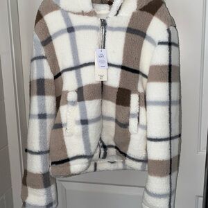 cropped fluffy jacket